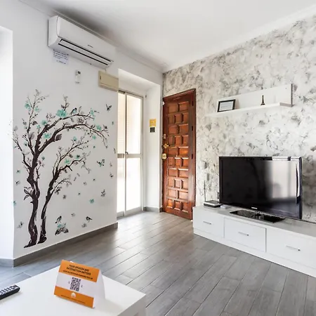 דירה Modern Haven Loft By Time